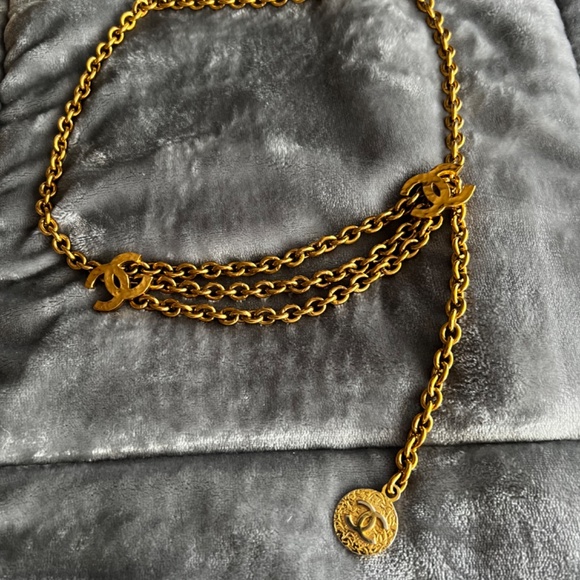 Vintage Chanel 3 chain belt - Picture 3 of 6